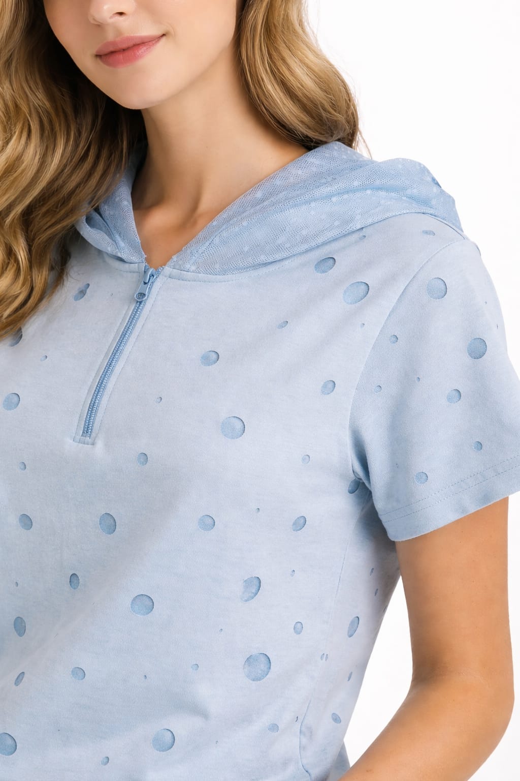 Top with Round Shaped Laser Cut