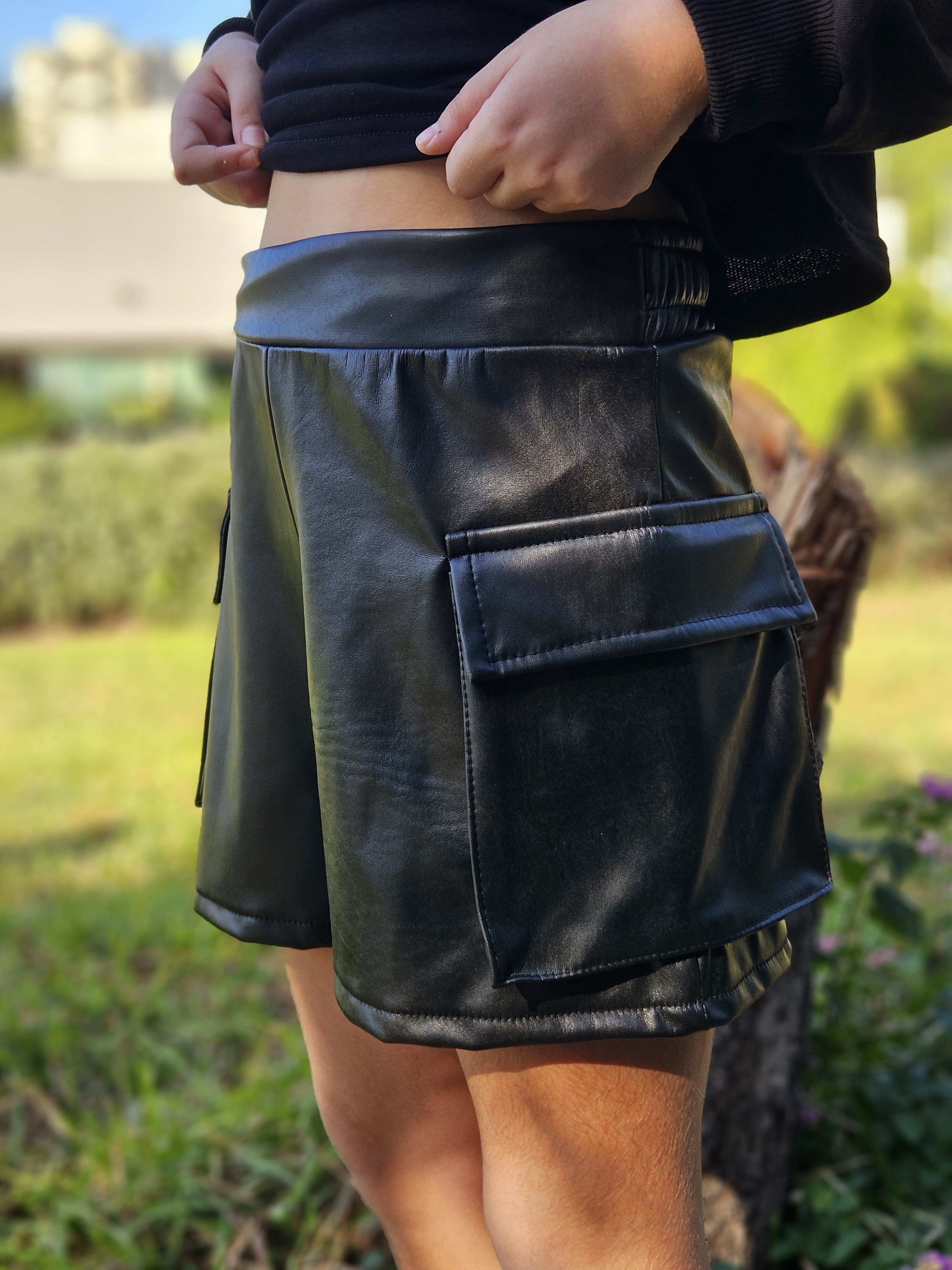 Leather Short - Pear