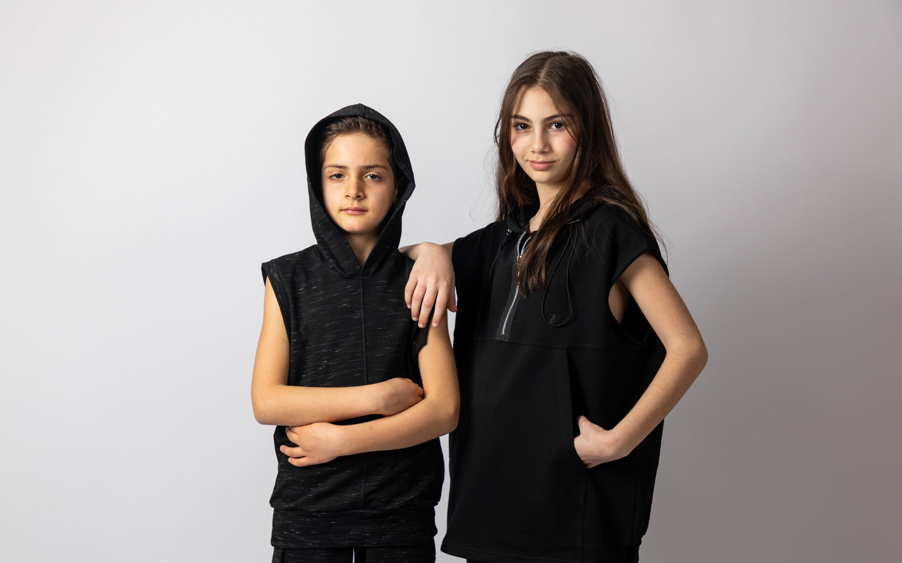 Oversized Hoodie with Zip For Girls - Black - Pear