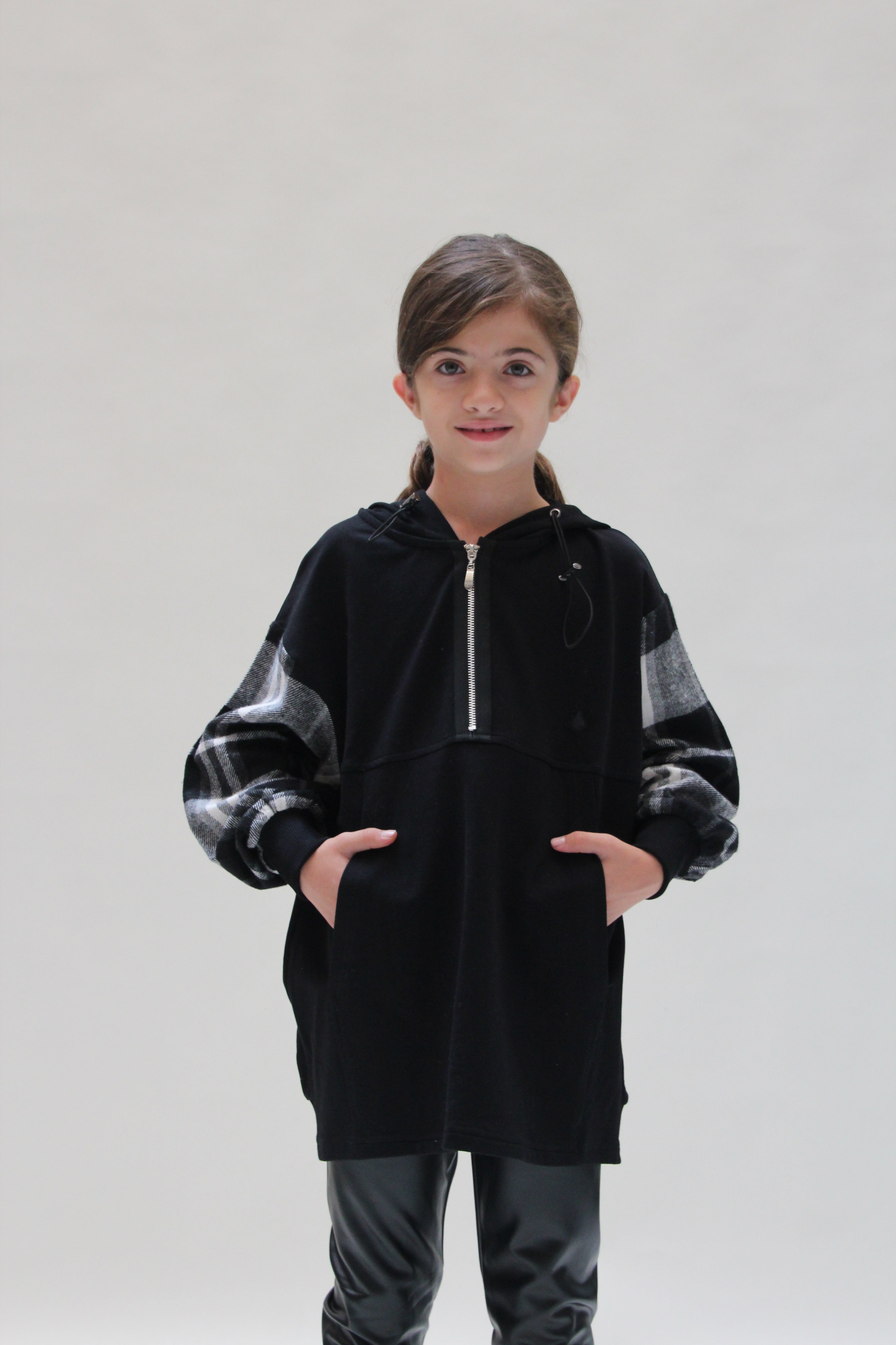 Ecossais Sleeved Hoodie For Girls - Black