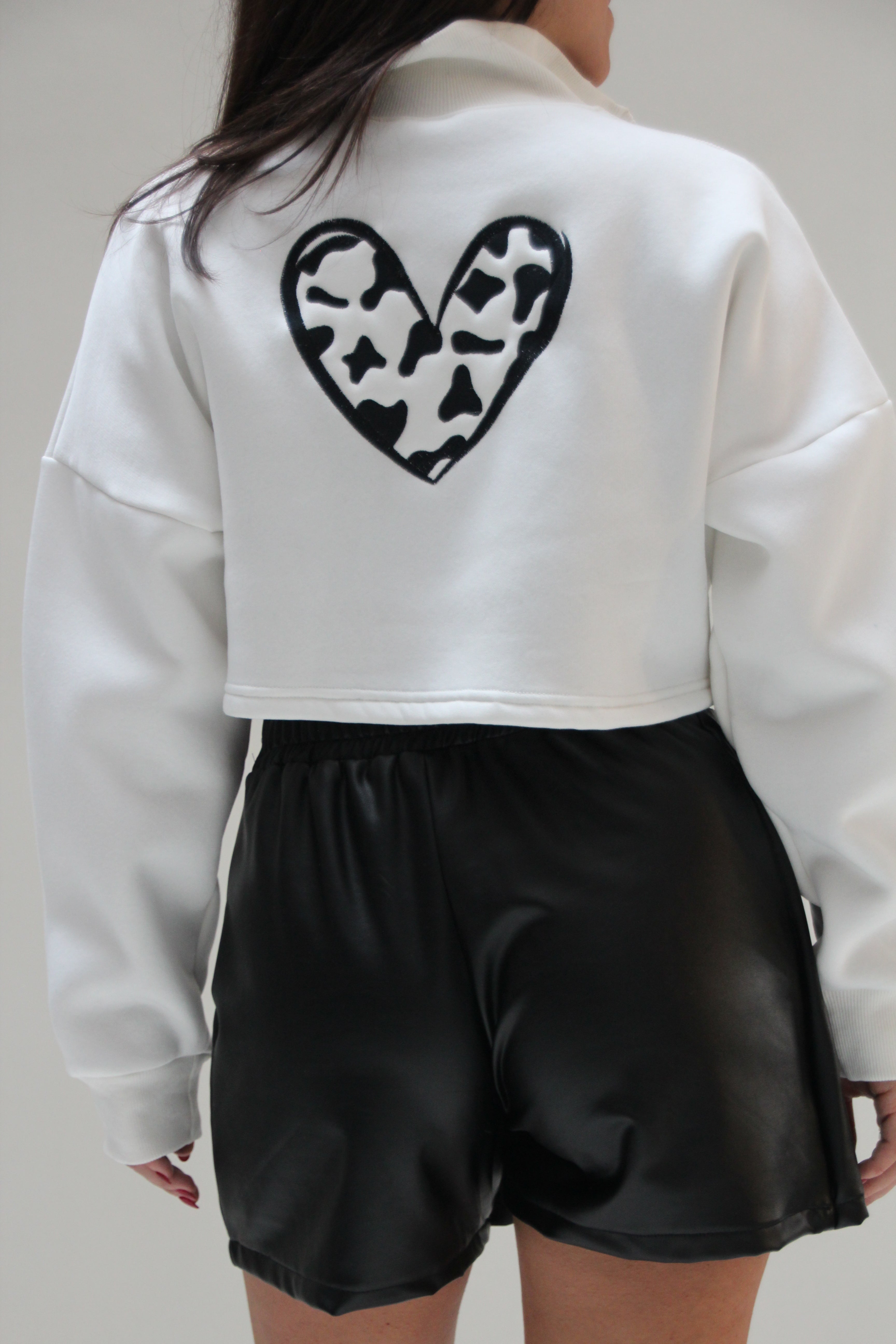 Heart Embroidered Half Zip Cropped Sweatshirt For Women - Off White