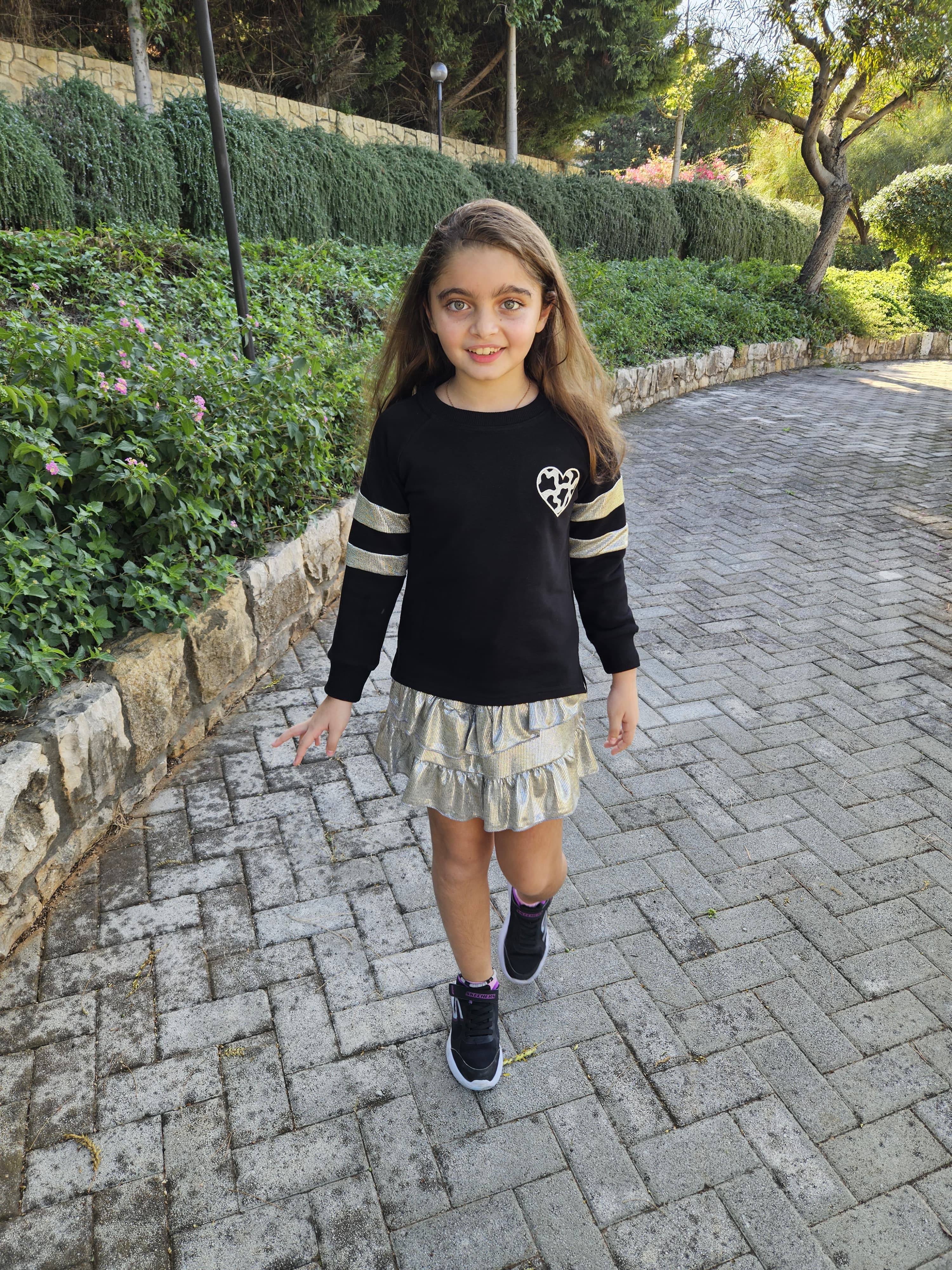 Heart Embroidered Sweatshirt - Pear