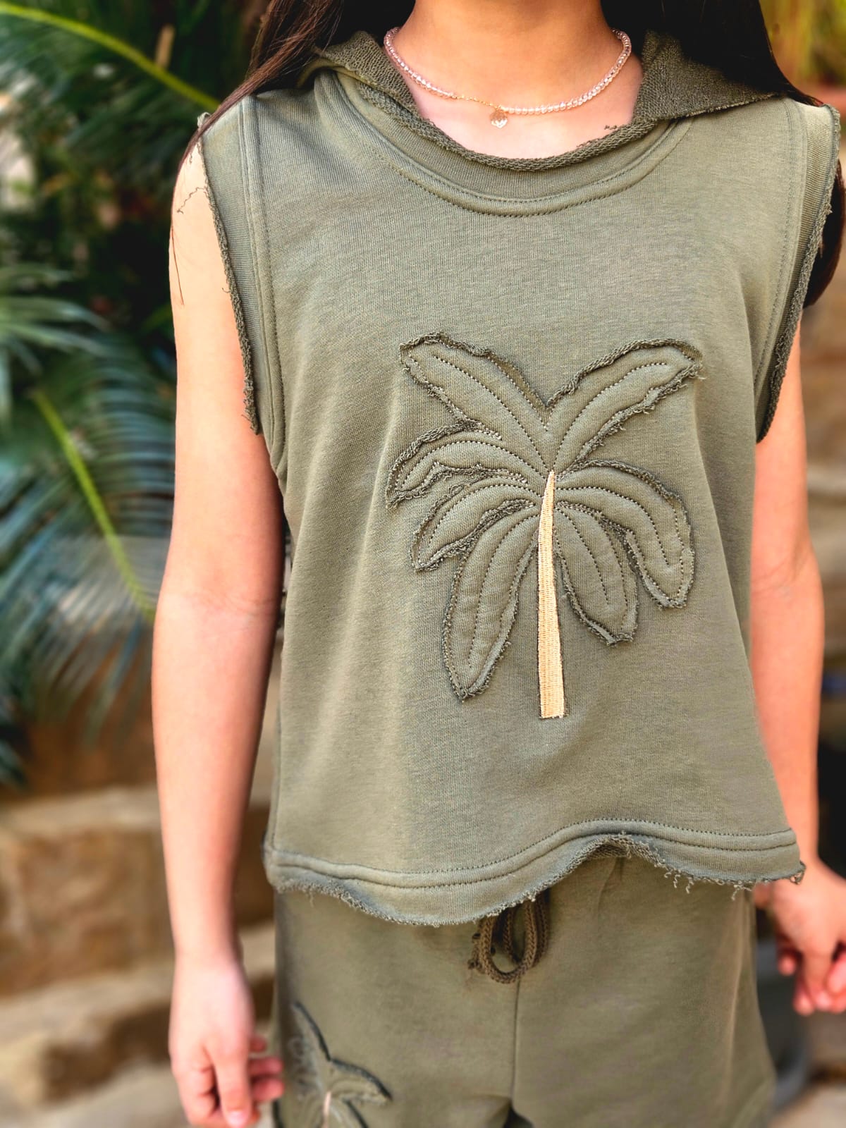 Palm Tree Embroidered Tracksuit SET - Girls