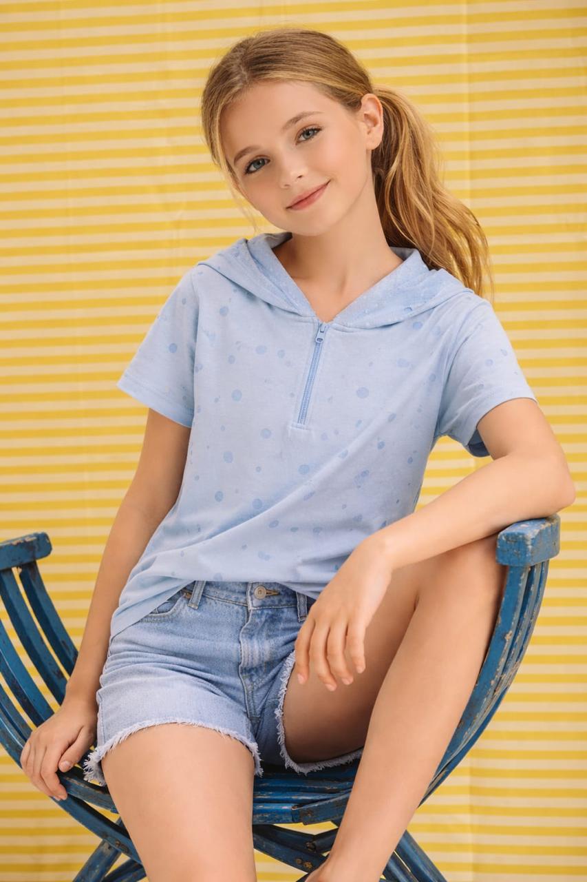 Top with Round Shaped Laser Cut