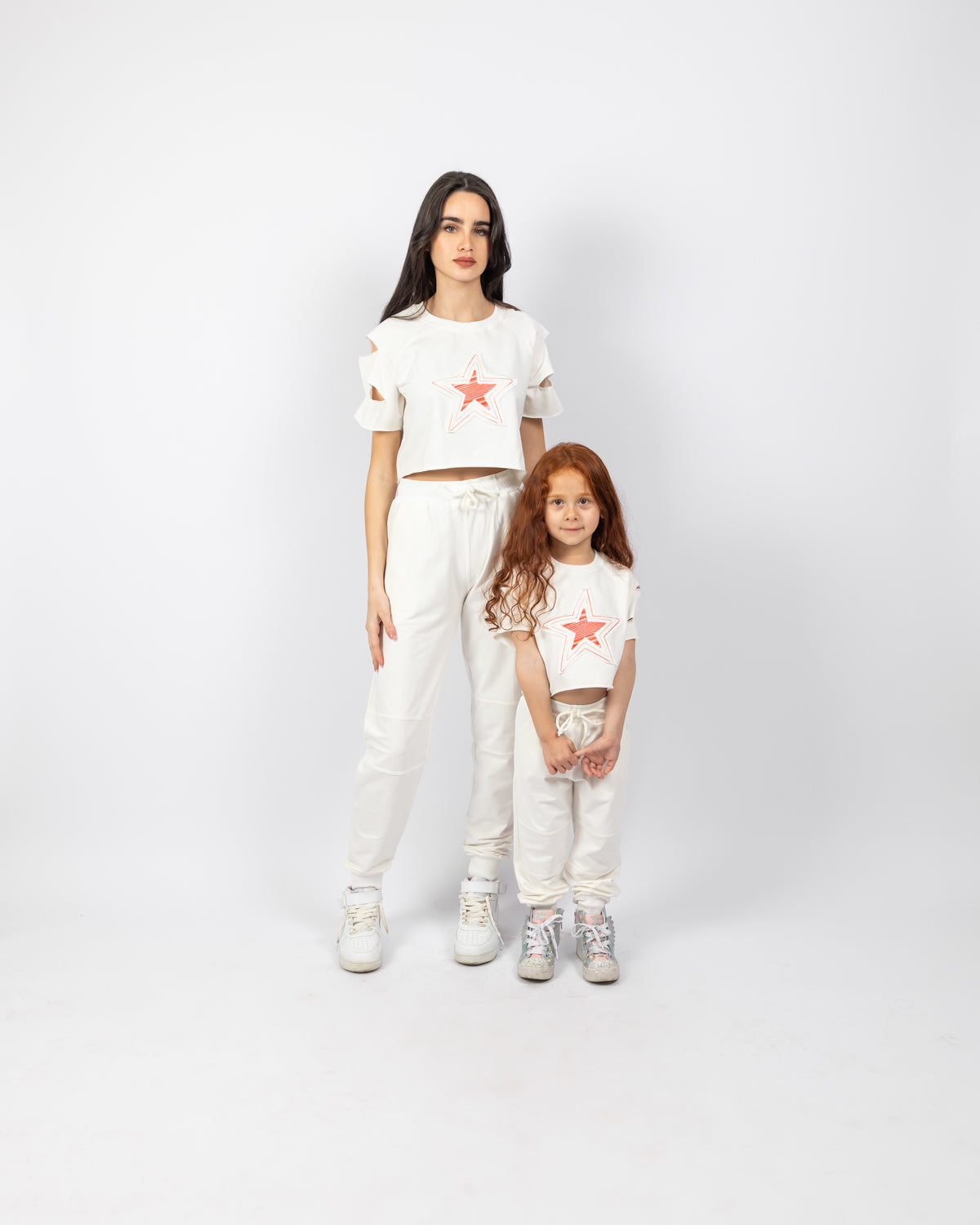 Star Embroidered Cropped Sweatshirt For Girls - White