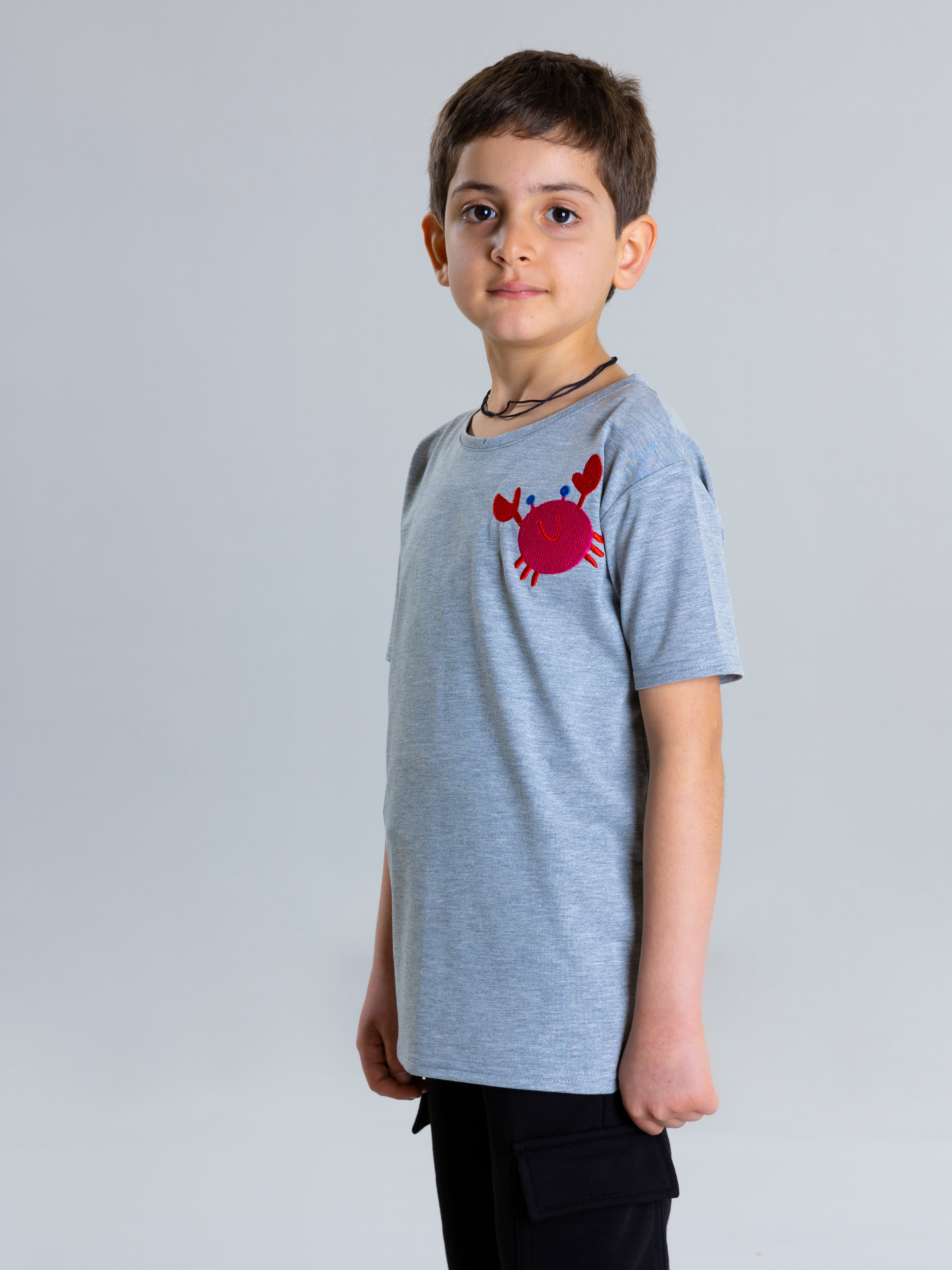 Crab Embroidered Unisex T-Shirt - Grey