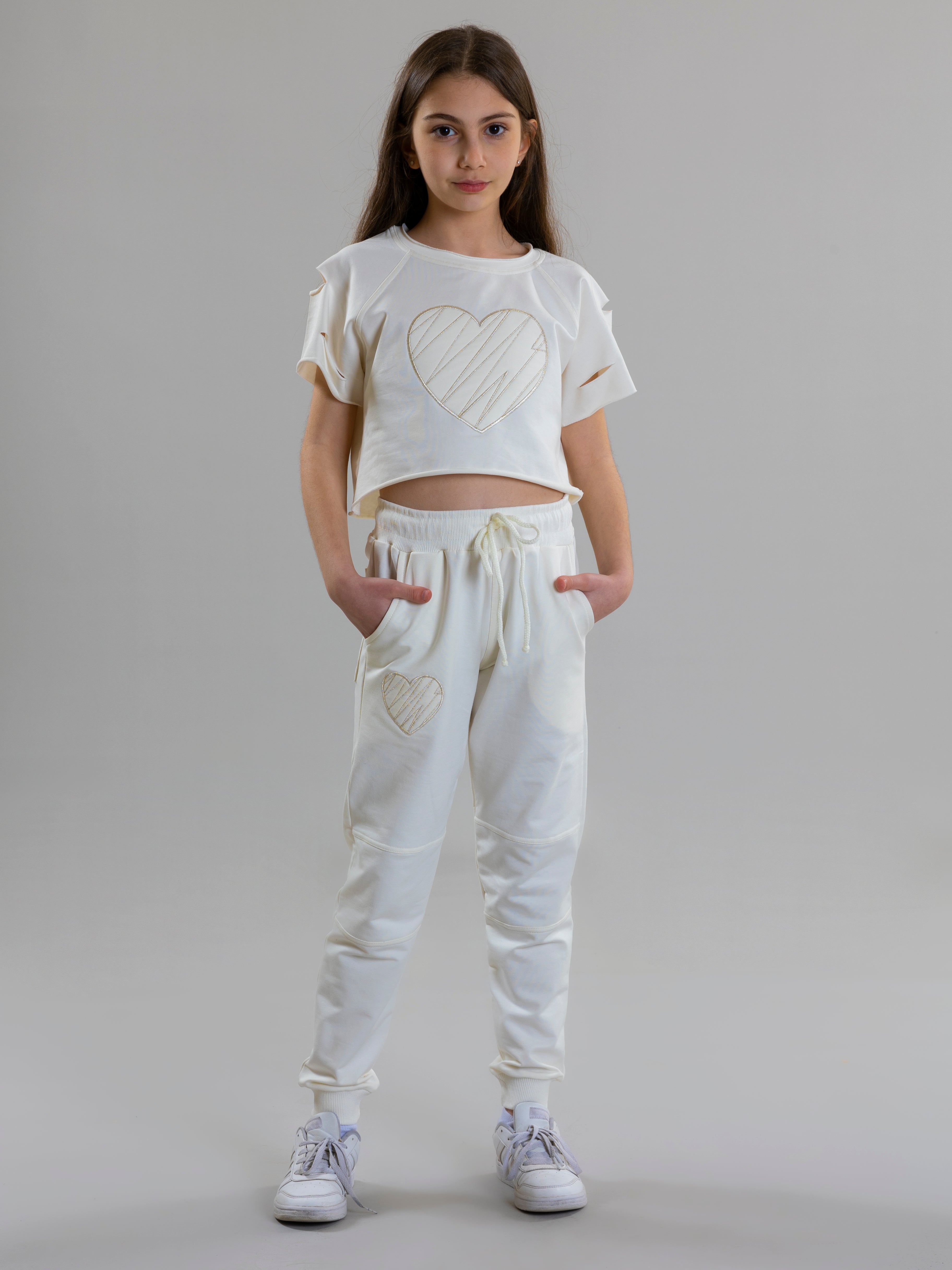 Heart Embroidred Sweat Pant For Girls - White